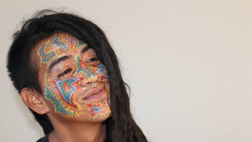 8 éve világgá ment, Budapesten szinte családra lelt