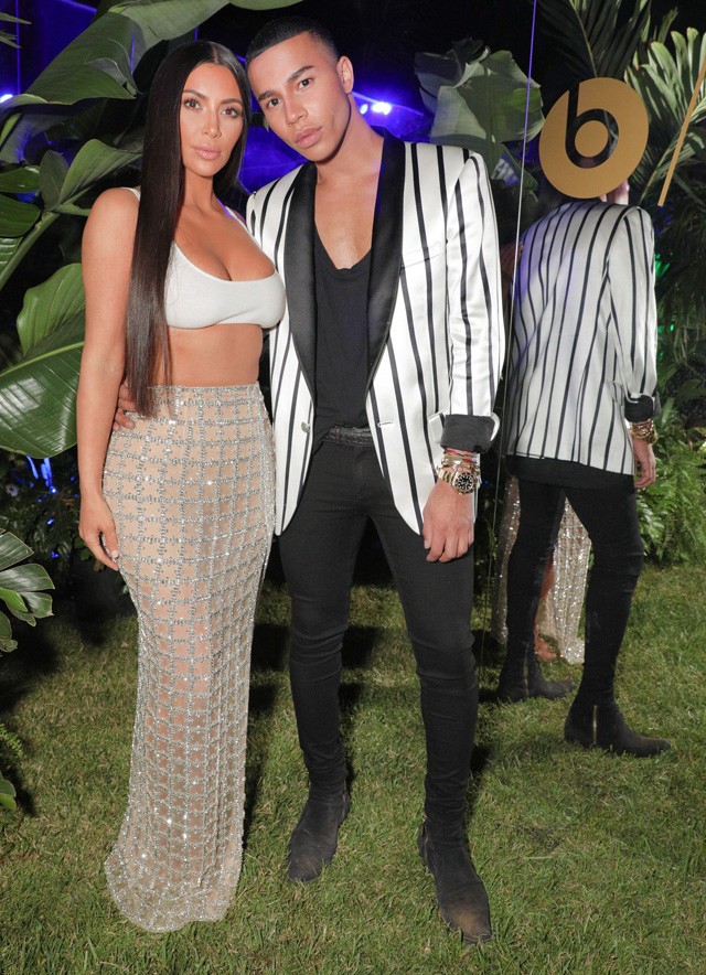 Kim Kardashian és a Balmain tervezője Olivier Rousteing