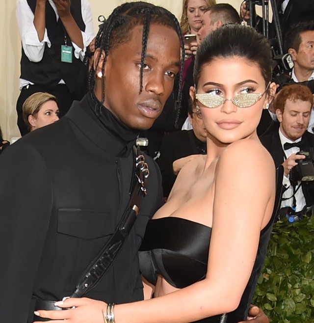Kylie Jenner és Travis Scot