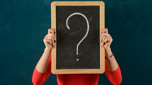 Kvíz: Be tudod fejezni a következő magyar közmondásokat?