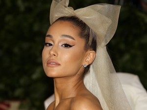 Ariana Grande viaszszobrát utálják a rajongók