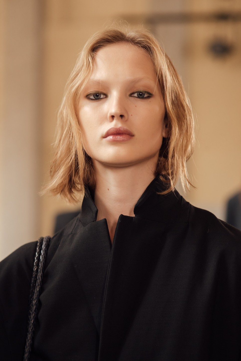 A dús és ápolt ajkak központi elemei a szépségtrendeknek - persze csak a legtermészetesebb formájukban