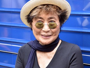 Nem lesz meztelenkedés a világ leghíresebb cicis naptárjában