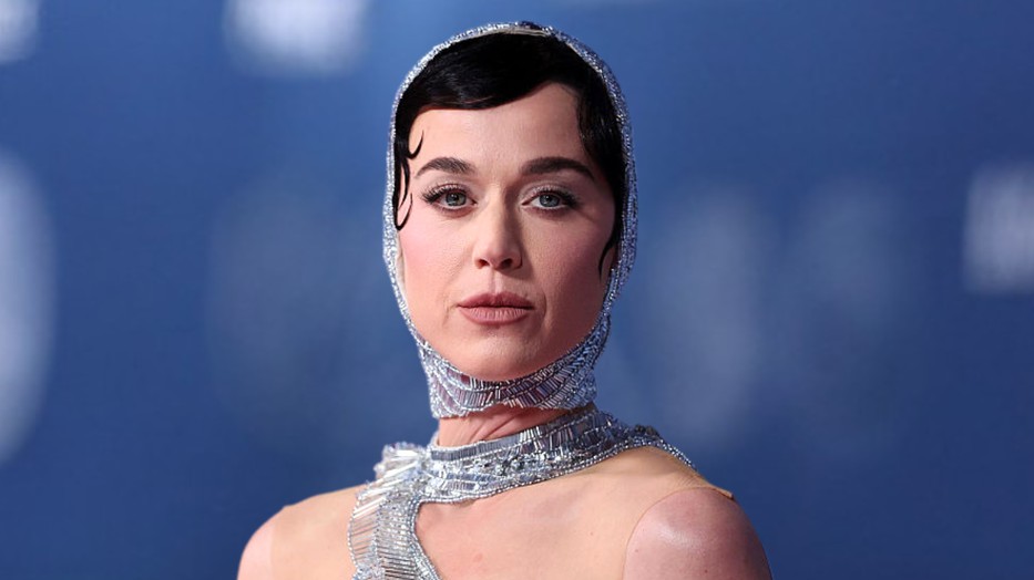 Katy Perry megható gesztussal üzent a világűrből kislányának, Daisynek