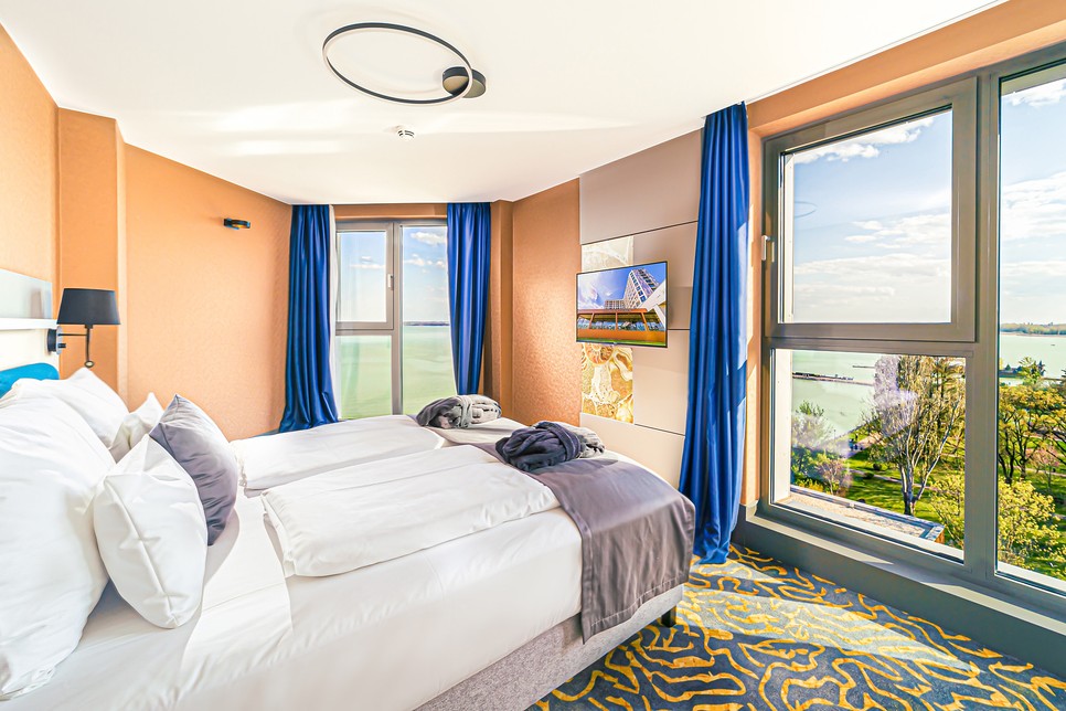 A Hotel Helikon kiválóan alkalmas családi nyaralásokra vagy egy romantikus pihenésre.