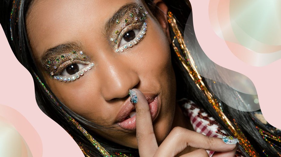 Itt vannak a legszebb szilveszteri köröm minták! 