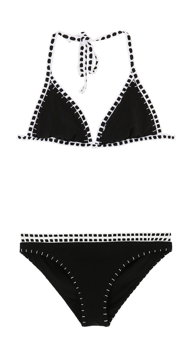 Bikinifelső és -alsó TEZENIS 4990 Ft, 3290 Ft. Rita Ora nőies alakján is csodásan mutat ez a fekete bikini, így ha van némi plusz kiló rajtad, akkor is bátran bevállalhatod ezt az apró darabot.