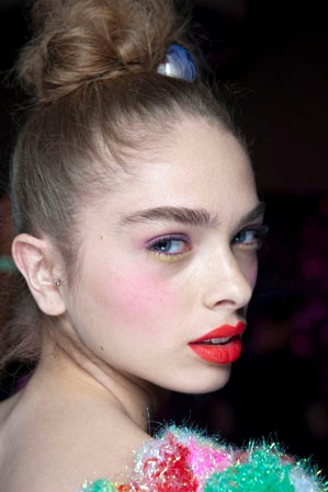 A feladat: megidézni az ötvenes évek twisthangulatát