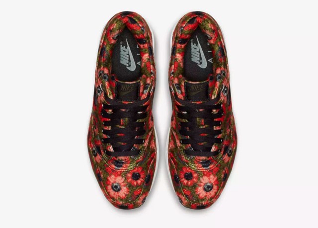 Annyira menő ez a retro Nike cipő, hogy pár perc alatt elkapkodták az összeset!