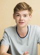 Thomas Brodie-Sangster egy fotózáson, 2015-ben Hollywood-ban