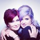 Kelly Osbourne imádja anyukáját, Sharont, aki most ünnepelte születésnapját.