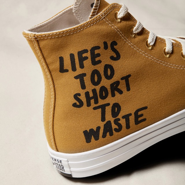 Újrahasznosított műanyag palackokból született a Converse legújabb kollekciója