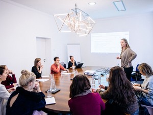 Bővebb üzleti ismeretekre lenne szükségük a hazai designereknek