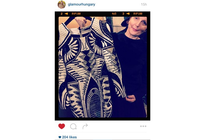 Divatszerkesztőnk, Pintér Judit lecsapott a backstage-ben egy látványos darabra