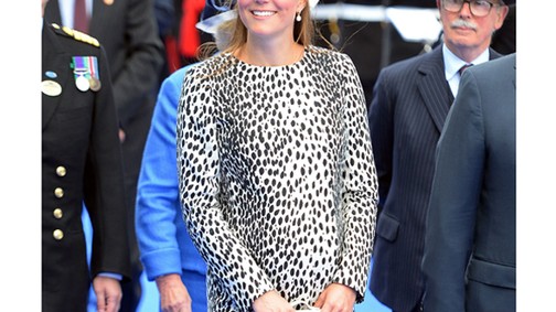 Kate Middleton dalmatapöttyökben keresztelt