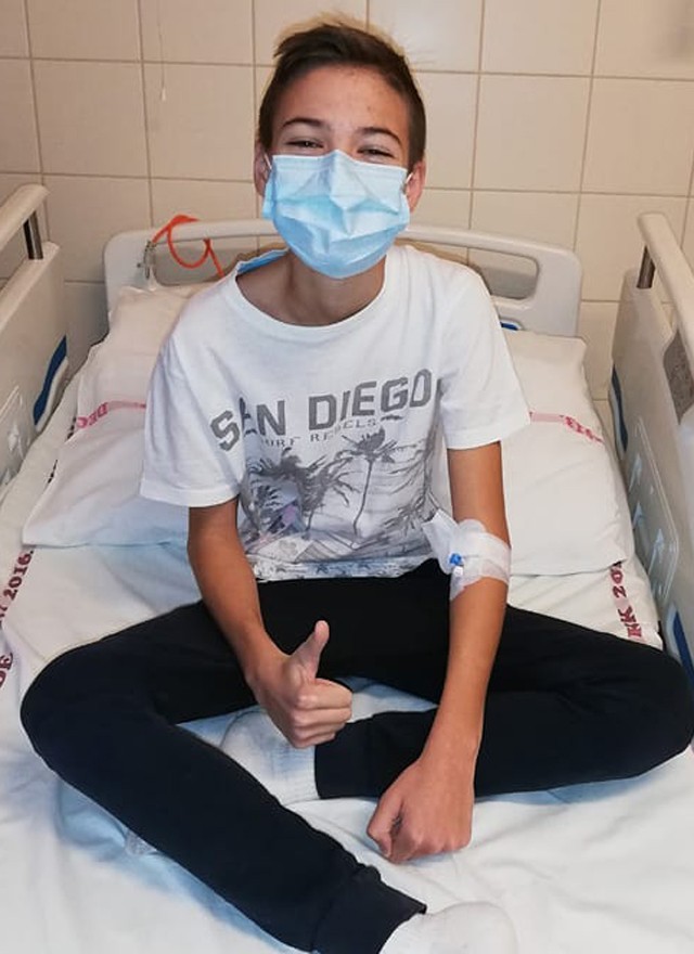 Összefogtak a sztárok a leukémiás kisfiúért