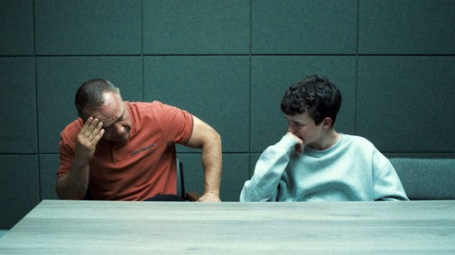 A gyerek internethasználók nem válnak 13 évesen gyilkossá, de nem ez az Adolescence Netflix-sorozat egyetlen hibás következtetése