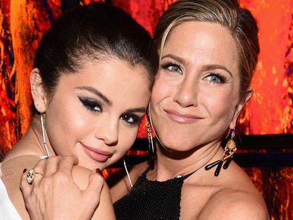 Biztos szükségünk van melltartóra? Rihanna, Jennifer Aniston és Selena Gomez nem gondolja így