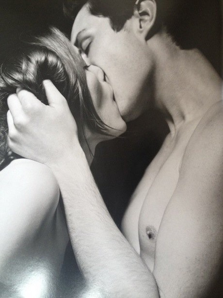 Erotikus magazint készít a nőknek a topmodell