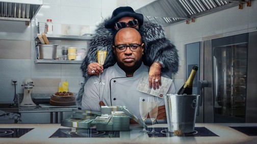 Szívszorító igaz történet áll a Netflix új dokumentumfilmje, az Anyám, a szélhámos mögött