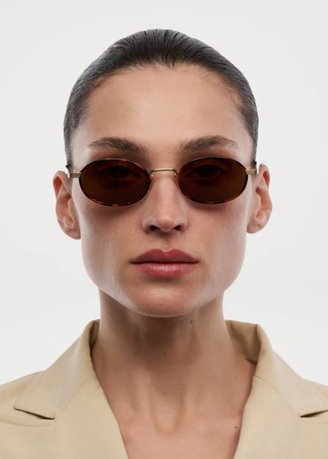 CHIMI - zalando.hu 80 000 Ft GLAMOUR-napokon 64 000 Ft