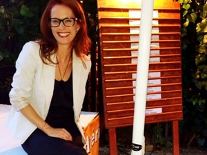 Dobó Kata színházba járós sikkje