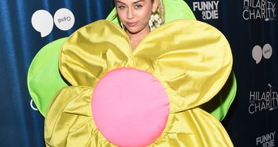Miley Cyrus ruhájánál idiótább nem lesz ebben az évben
