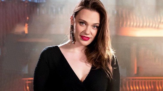 Sóvári-Fehér Anna, a Pokoli rokonok színésznője: „Elfogadom magam a hibáimmal együtt, és ettől minden a helyére kerül”