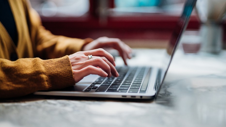 Hisz a közösség és a nők erejében - Ismerd meg a sikeres vállalkozót, Pap Sárát