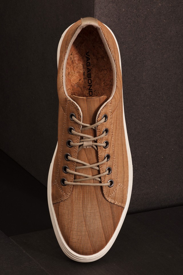 Nem, ez nem átverés, itt az első fa tornacipő