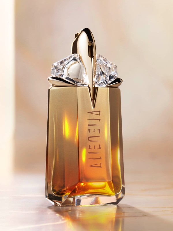 Alien Goddess Intense edp MUGLER 41 990 Ft/60 ml, Itt keresd: Douglas, Notino és Marionnaud üzletekben és ezek online áruházaiban.
