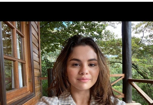 Nem vicc, tényleg a férfiak ihlették a legújabb pirosító trendet, és csodásan néz ki!