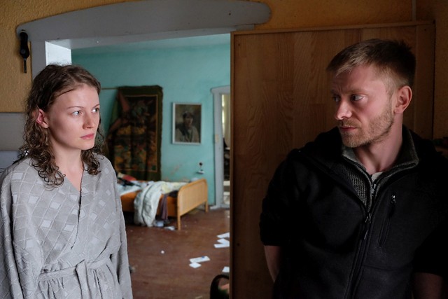 Izgalmas krimiben nyomozhatunk Erdély hátborzongató hegyei között