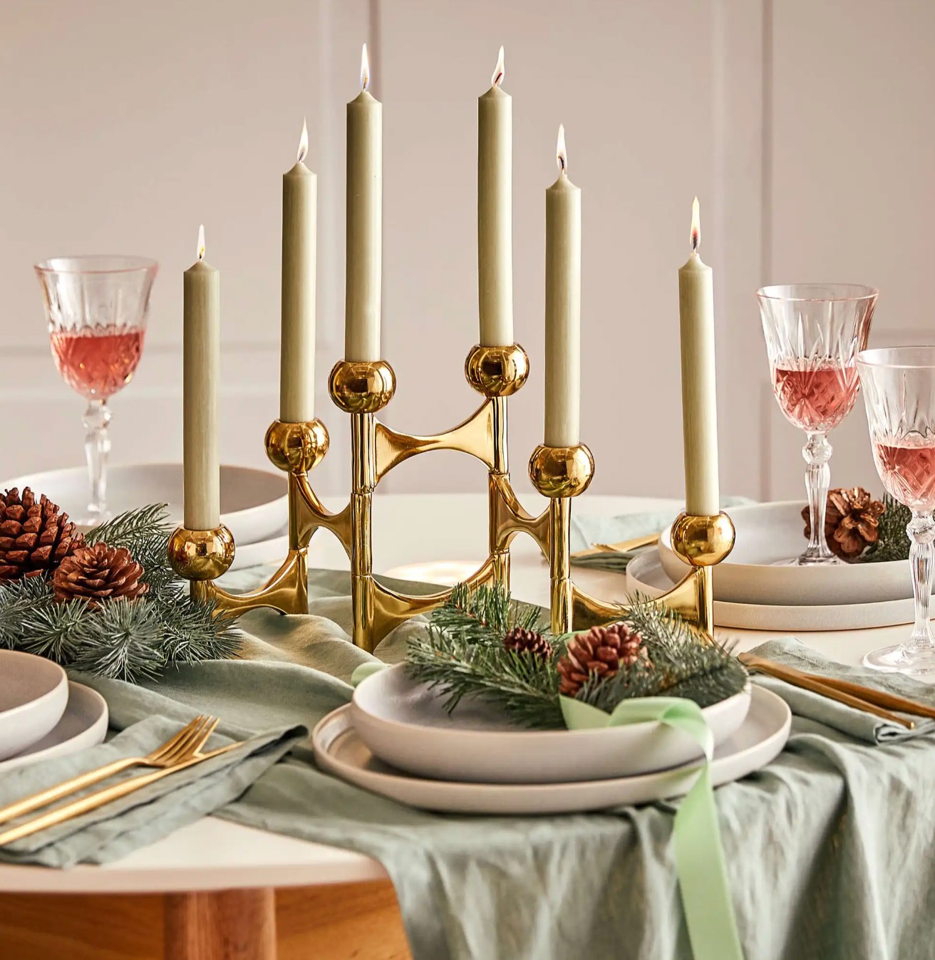 Összecsukható gyertyatartó BUTLERS 14 990 Ft GLAMOUR-napokon 11 990 Ft