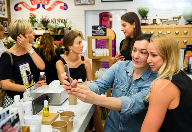 Szilágyi Szilvi, Nagy Vivien, Epres Panni és Tolvai Reni a szépségápolásról