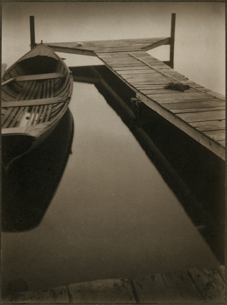 Programajánló: Margaret Watkins Fekete fény című fotókiállítása a Mai Manó Házban