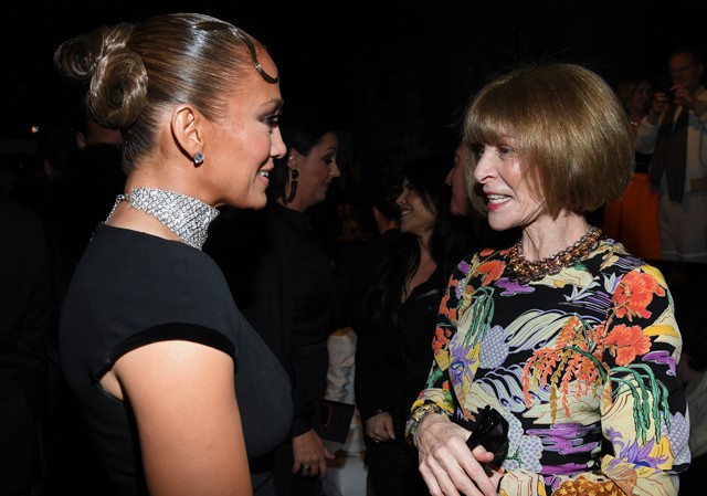 Anna Wintour és Jennifer Lopez a Tom Ford show-n