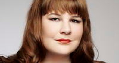 Szeretsz kitűnni a tömegből? Szegedi Kata neked tervez!