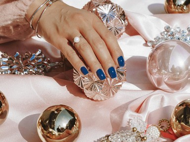 A karácsonyfadíszeid többet elárulnak rólad el a személyiségedről, mint sejtenéd: pszichológus leplezte le a leggyakoribb mintázatokat