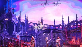 Persze a színpadkép se volt semmi