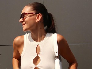 Stílusos, laza szettel indítja a hetet Felfalusi-Barta Zsuzsa, a Gardróbnapló legújabb vendége