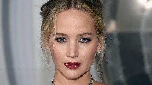 Vajon miben sántikál Jennifer Lawrence?