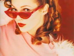 A romantikus lány szexről álmodik