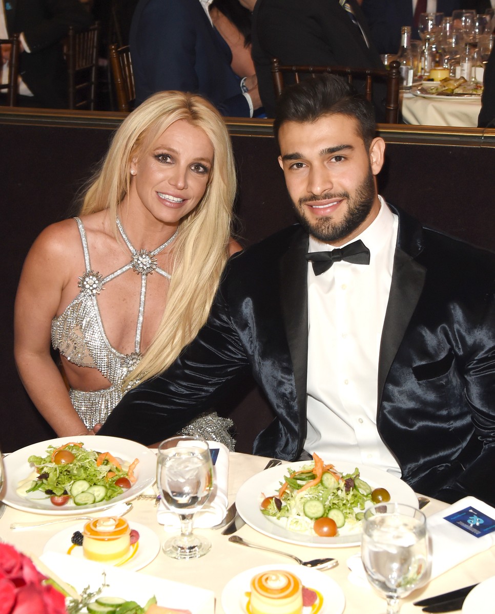 Britney Spears és Sam Asghari a GLAAD Media Awards gálán 2018-ban