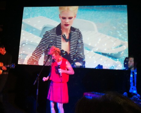 ellie Goulding, glamour, palvin barbara, divathét