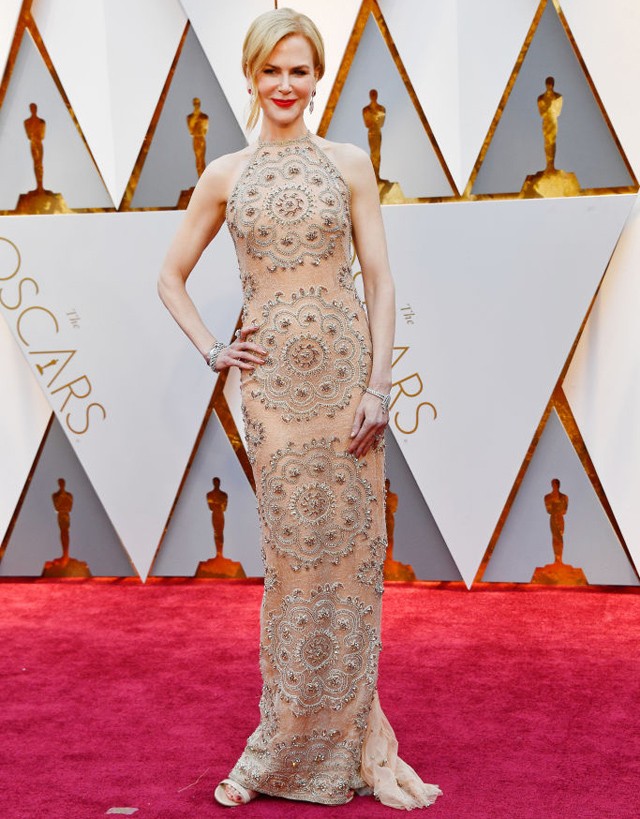 Nicole Kidman Armani ruhában 2017 Oscar-gála