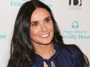 Csak ámulunk: A 60 éves Demi Moore maximum 30-nak néz ki legújabb videójában
