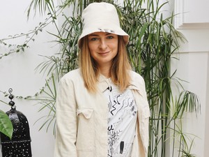 Majoros Zita olyan alapdarabokat mutat ma, melyek a te gardróbodból sem hiányozhatnak