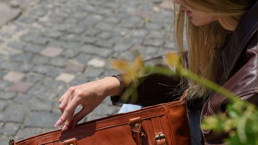 Hogyan válassz olyan táskát, amiben minden elfér, de stílusos is?