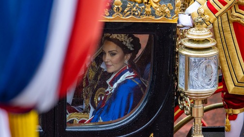 Ez az oka, hogy bár Kamilla fejére került a korona, mégis Katalin hercegné a nagy kedvenc